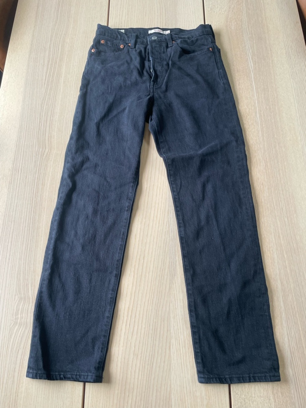 Levi’s Wedgie Straight Leg Black Jeans size 26 women’s Levi’s jeans straight leg